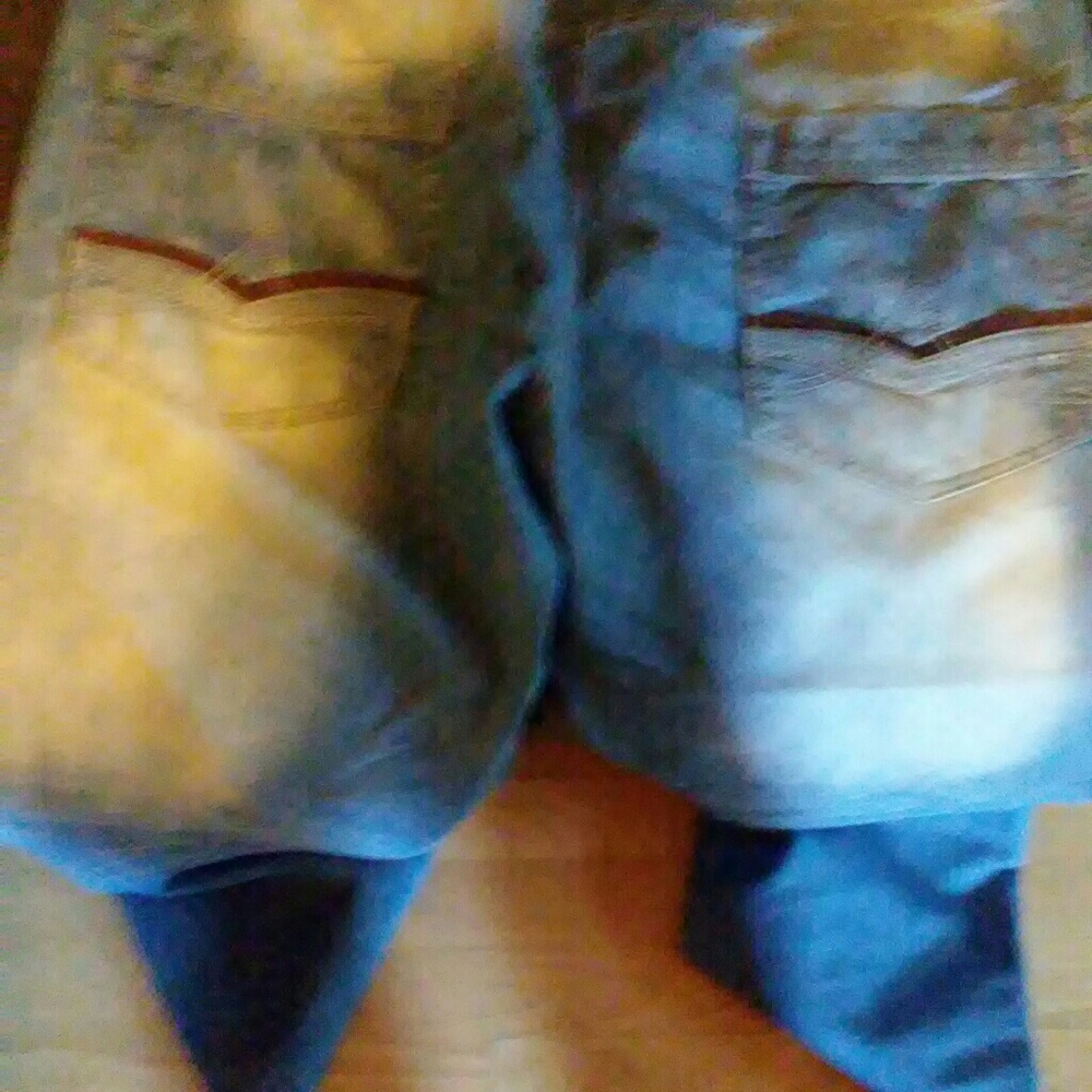 Jeans - Picture 2 of 3